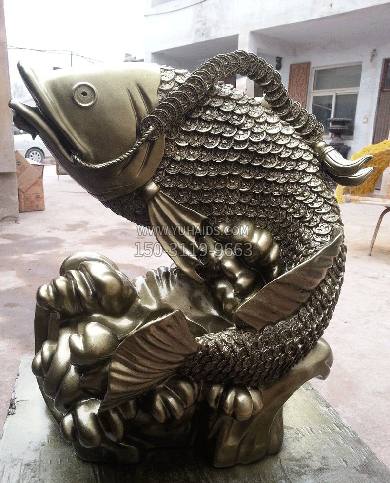 企业铜钱鲤鱼雕塑