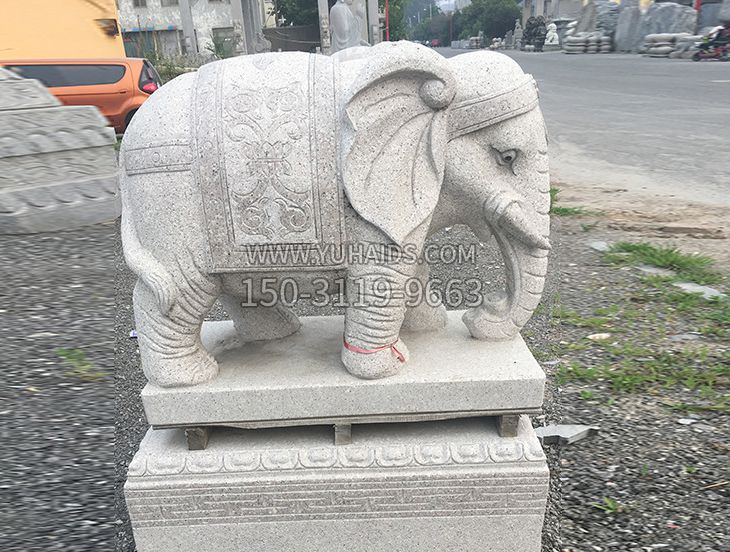 普通石雕大象雕塑