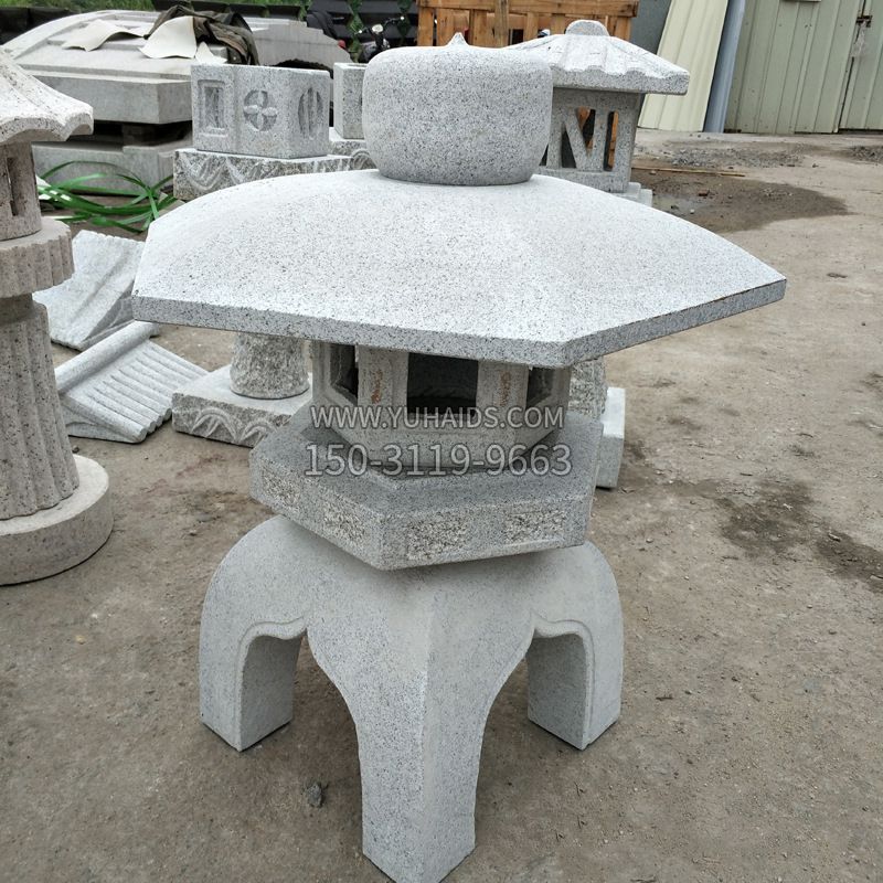 日式园林石灯笼雕塑