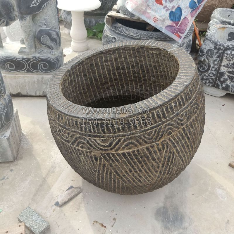 手工雕刻青石石缸雕塑