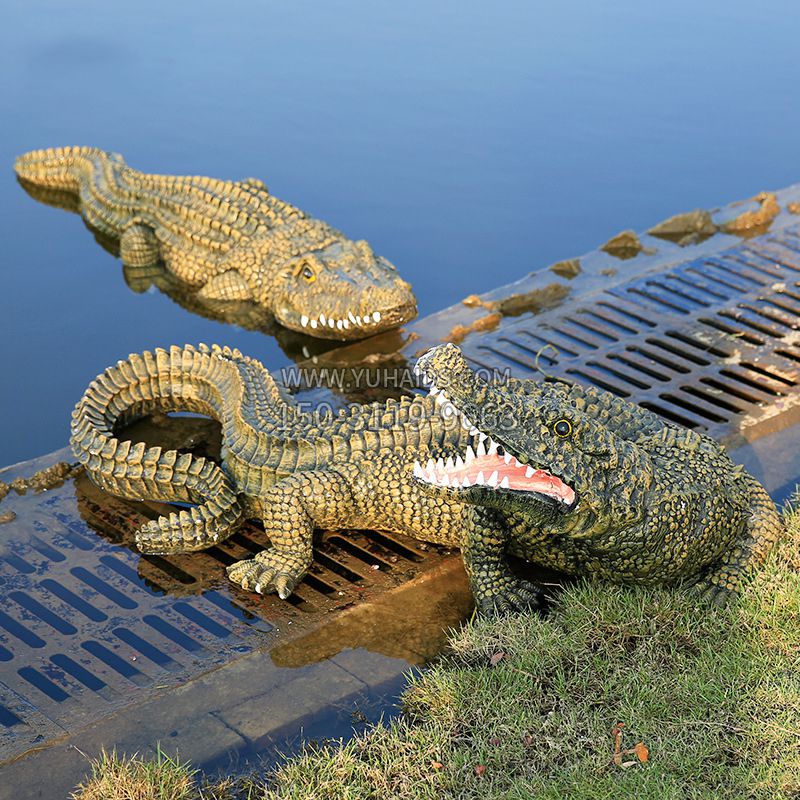 水塘动物摆件玻璃钢仿真鳄鱼雕塑