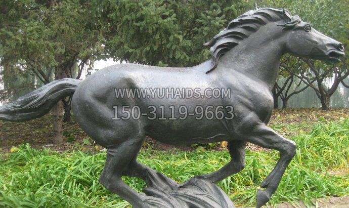 铜雕奔马公园动物雕塑
