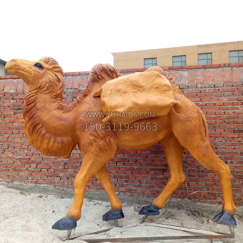 驼粮食的仿真骆驼雕塑