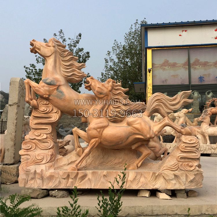 晚霞红奔马群雕雕塑