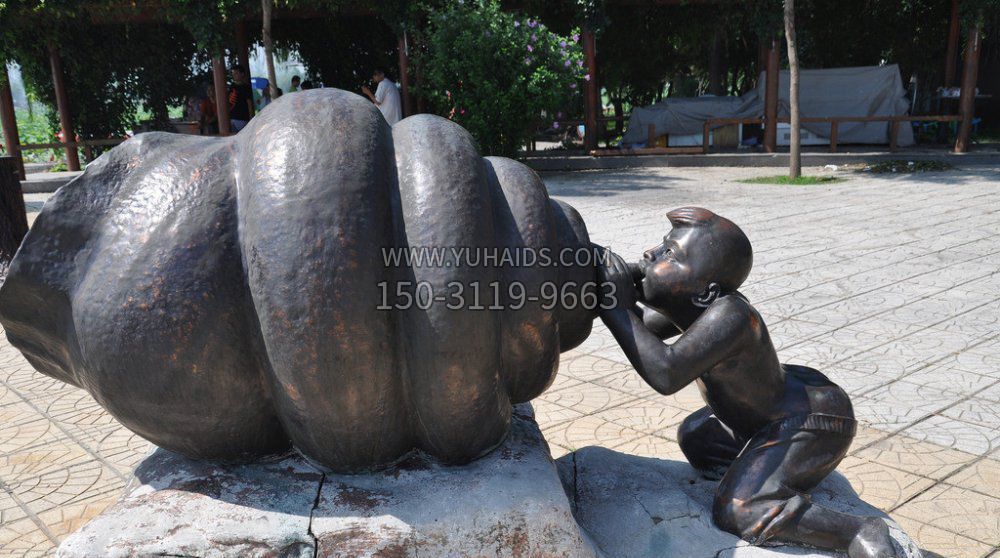 小男孩吹海螺铜雕雕塑