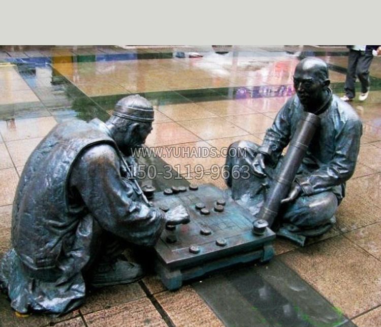 下棋人物雕塑