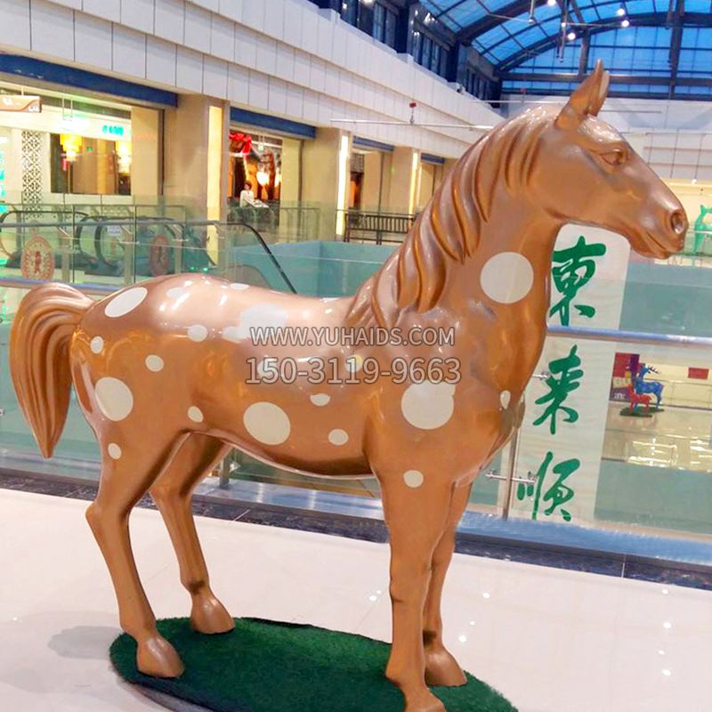 园林彩绘马雕塑