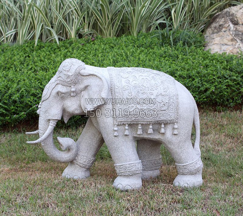 中式石雕大象雕塑