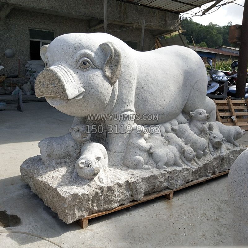 猪和猪仔情景石雕-多子多福母猪雕塑