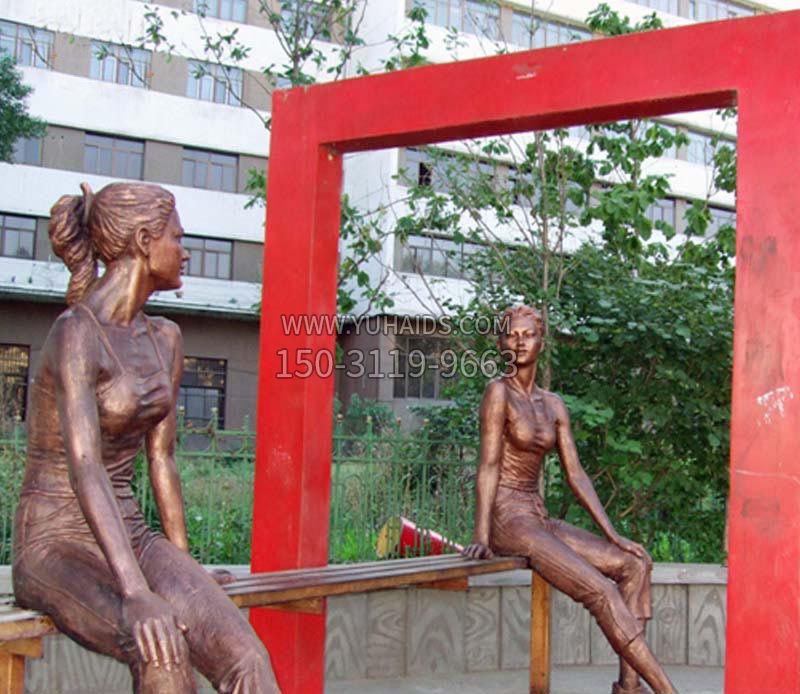 照镜子的女孩铜雕雕塑