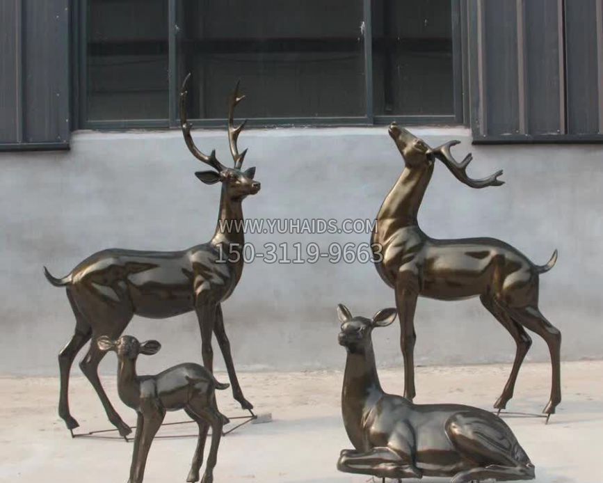 铸铜广场动物鹿雕塑
