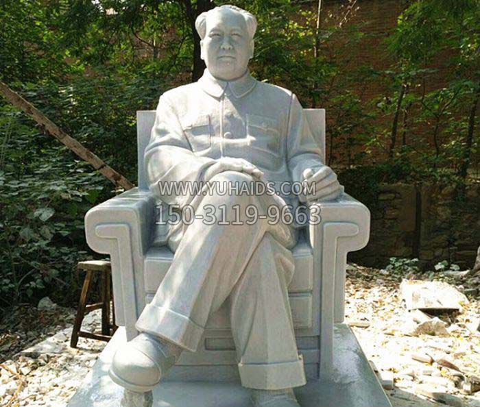 坐式毛主席公园人物石雕雕塑