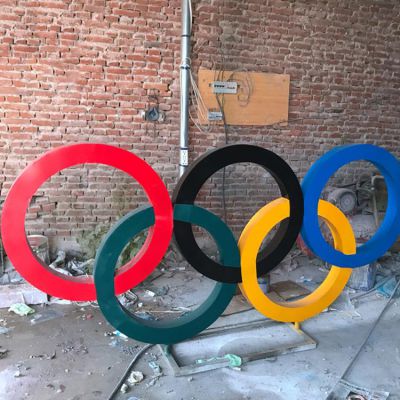不锈钢彩色奥运五环标志雕塑