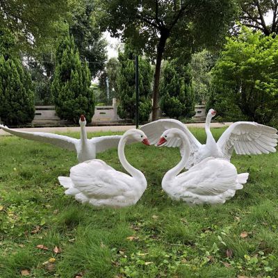 大型天鹅摆件树脂景观雕塑庭院公园装饰发光动物雕塑