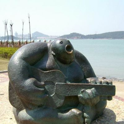 公园弹吉他抽象人物铜雕