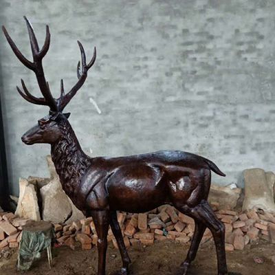 铜雕公园鹿雕塑
