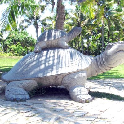 乌龟母子石雕
