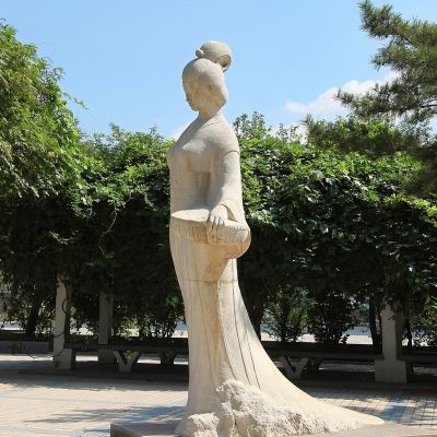 园林历史人物著名美女秦罗敷砂岩石雕塑像
