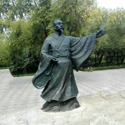 中国历史名人战国时期儒家学派的代表人物荀子铜雕像