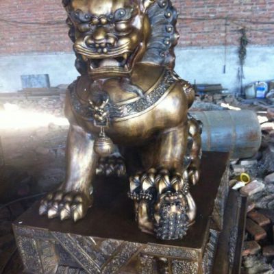 铸铜母子狮子雕塑