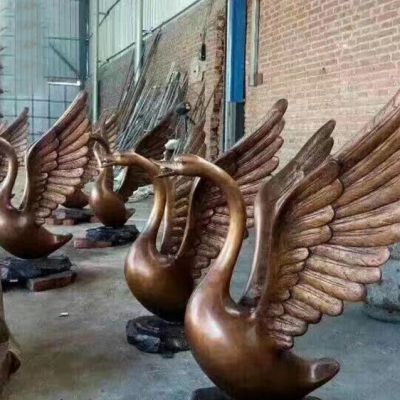 铸铜天鹅喷水动物喷泉雕塑