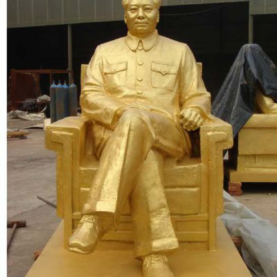 坐式贴金毛泽东铜雕