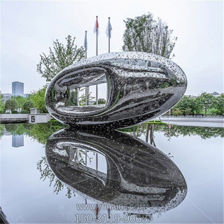 大型广场水池摆放不锈钢镂空抽象圆艺术景观雕塑