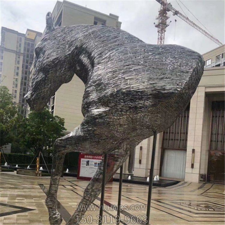 抽象动物不锈钢抽象马雕塑