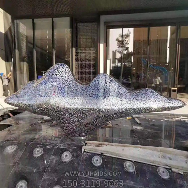 广场不锈钢大型金属假山雕塑造型美观