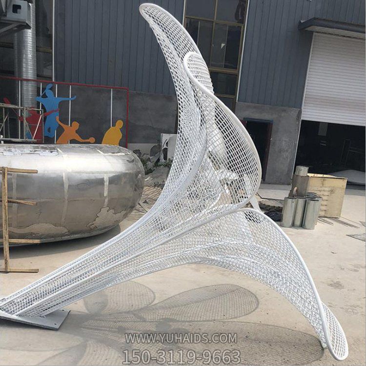  不锈钢镂空网格户外园林大型花朵景观雕塑