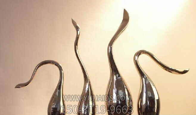 别墅创意抽象玻璃钢镜面天鹅雕塑