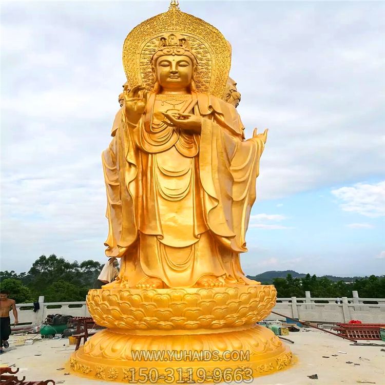 户外广场大型不锈钢喷漆鎏金观音雕塑