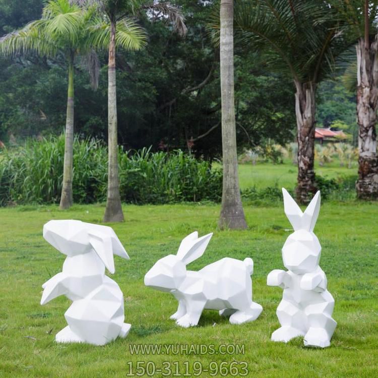  广场草地玻璃钢几何小兔子动物摆件 雕塑
