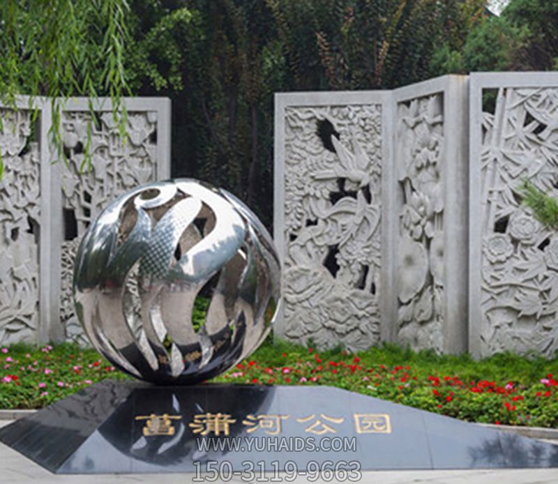 公园不锈钢镜面球形飘带雕塑