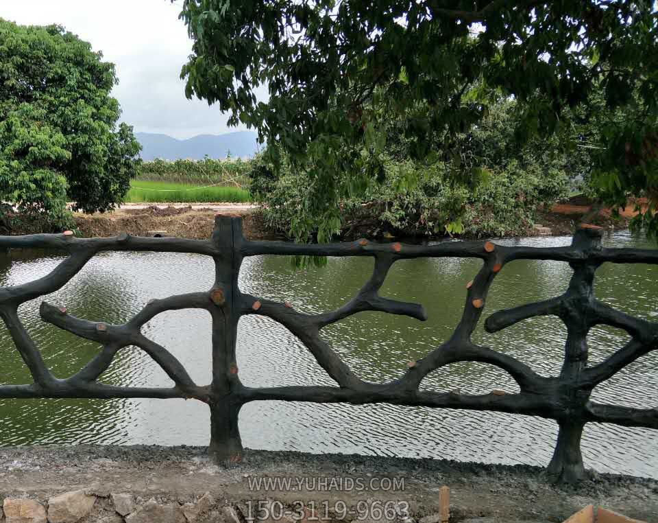 农场湖边景观创意仿树木栏杆雕塑