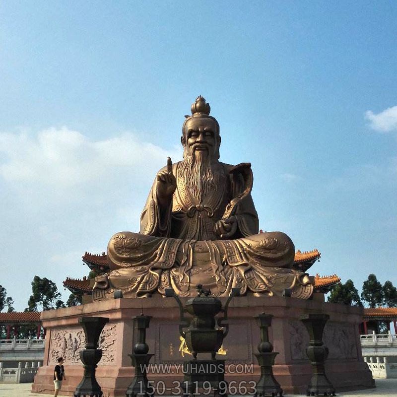 园林景区摆放大型玻璃钢镀金浮雕老子雕像雕塑