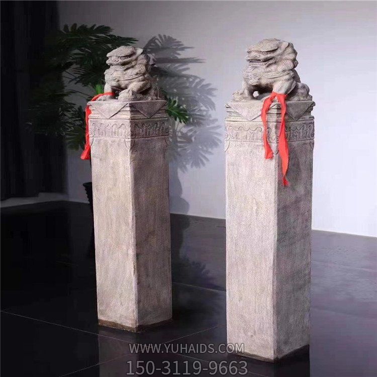 饭店装饰青石仿古雕刻狮子拴马柱雕塑