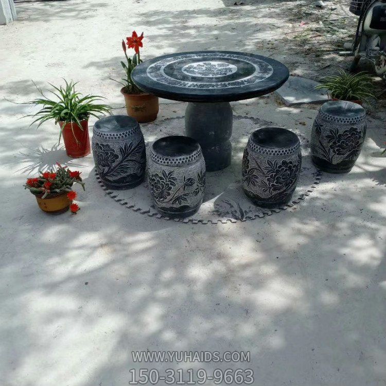 仿古做旧青石石雕石桌石凳雕塑