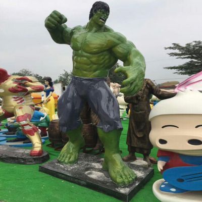 复仇者联盟绿巨人雕塑作品图片大全
