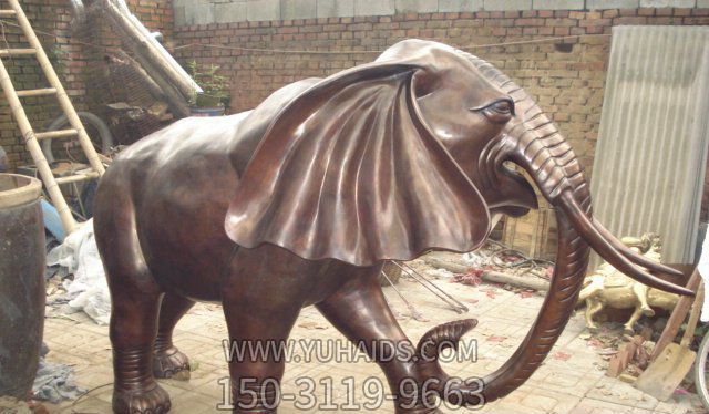 户外园林玻璃钢仿铜创意景观大象雕塑