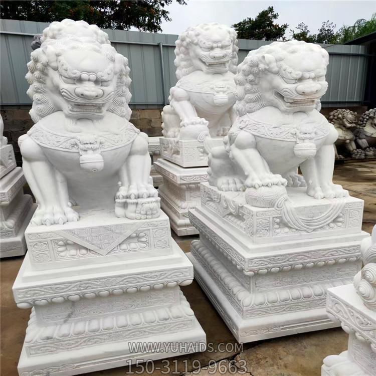 别墅小区庭院大型石狮子雕塑