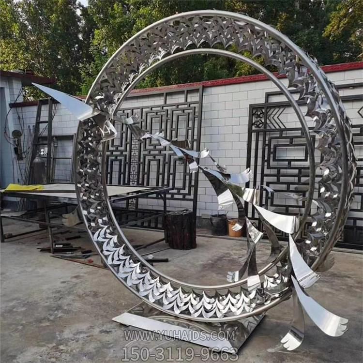 发光不锈钢镂空圆环造型小区水景雕塑