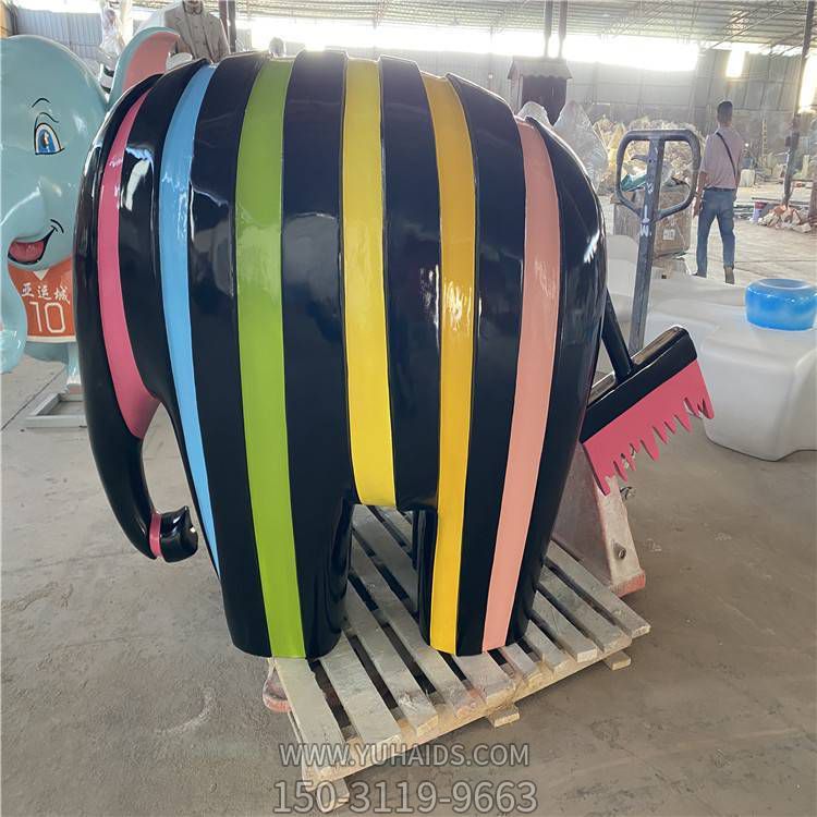 玻璃钢彩绘喷漆抽象大象雕塑广场摆件