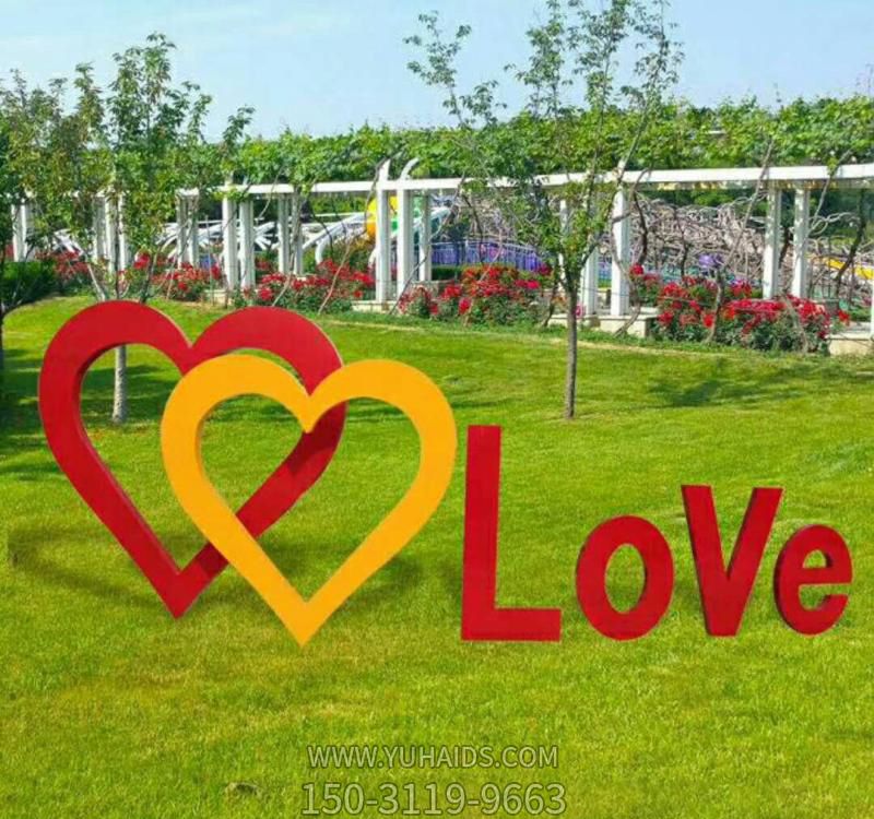 爱心雕塑公园景区创意玻璃钢表达爱意的爱心雕塑