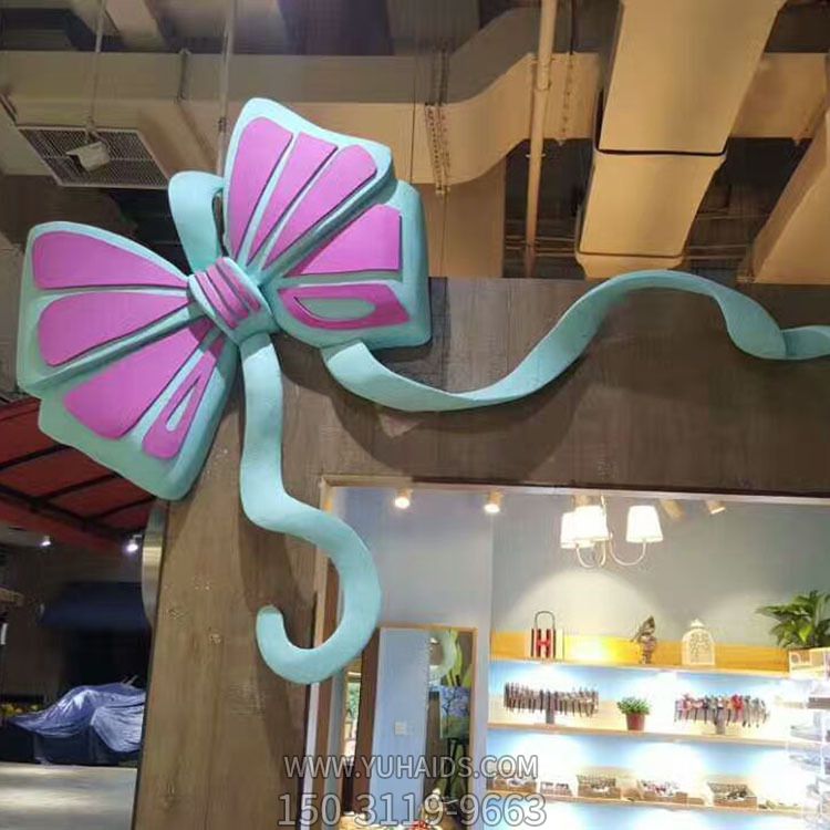 玻璃钢彩绘商场蝴蝶雕塑