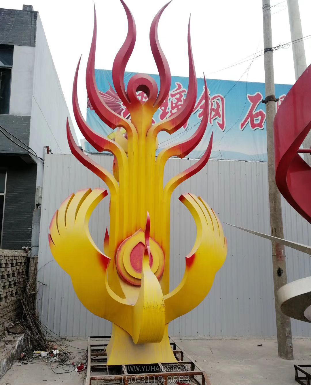 景区玻璃钢抽象凤凰雕塑