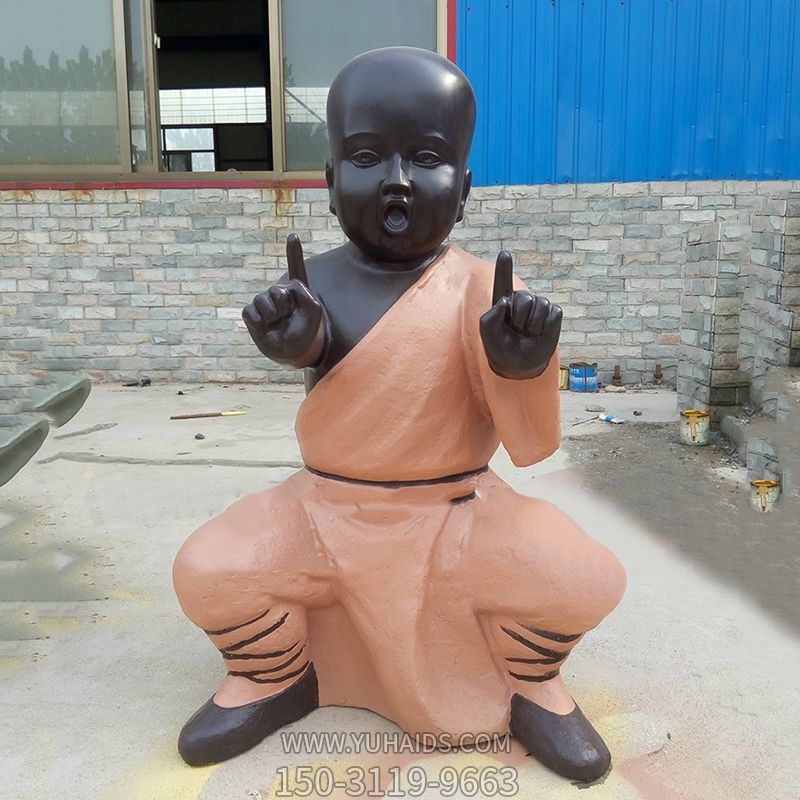 玻璃钢卡通功夫小和尚铜雕雕塑