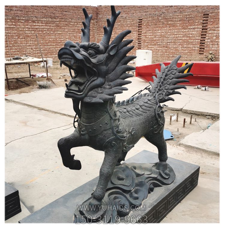 不锈钢仿铜景区园林麒麟雕塑