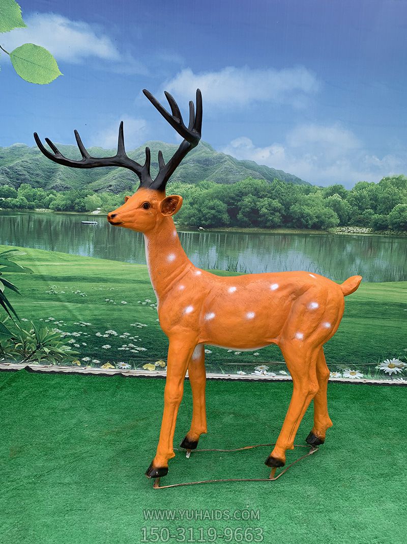 户外景区创意玻璃公鹿梅花鹿雕塑