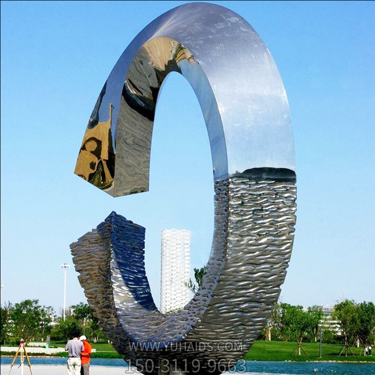 不锈钢创意C型环大型园林景观雕塑